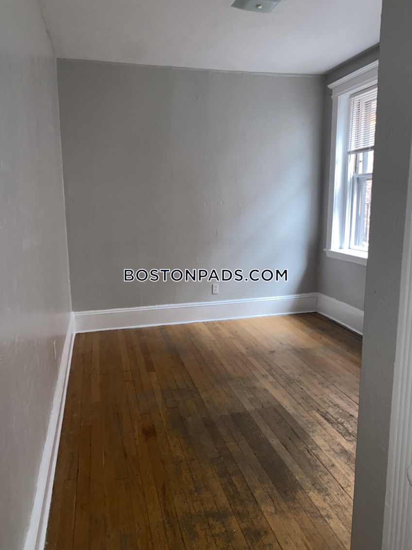 Boston - $4,100+ /month