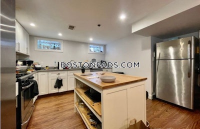 Northeastern/symphony 6 Beds 3 Bath Northeastern/symphony Boston - $10,500 No Fee