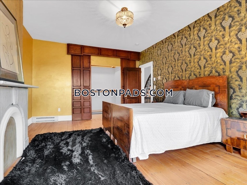 BOSTON - SOUTH END - 4 Beds, 3.5 Baths - Image 9