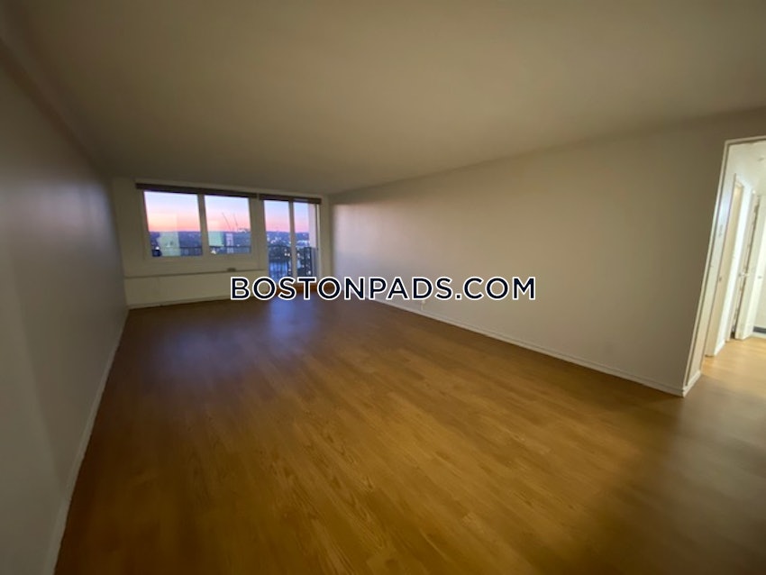 BOSTON - WEST END - 1 Bed, 1 Bath - Image 1