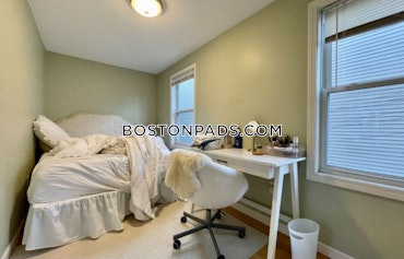 Boston - 4 Beds, 2 Baths