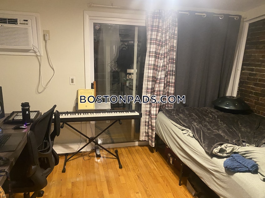 Boston - $4,700+ /month