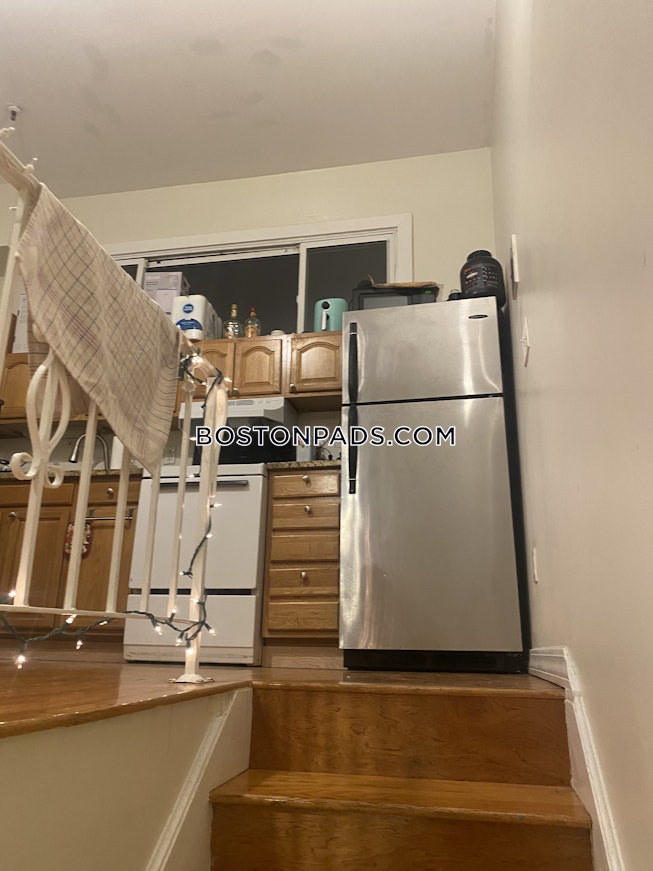 Boston - $4,700+ /mo