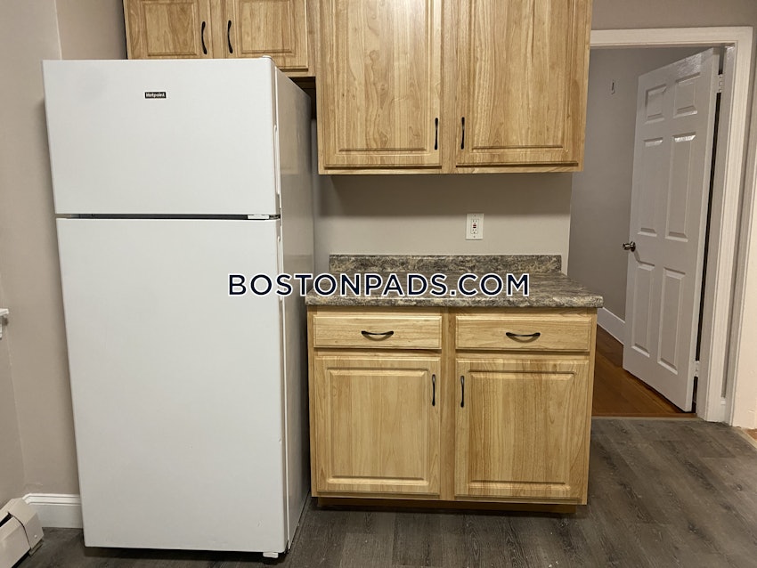 BOSTON - DORCHESTER - ASHMONT - 3 Beds, 1 Bath - Image 4