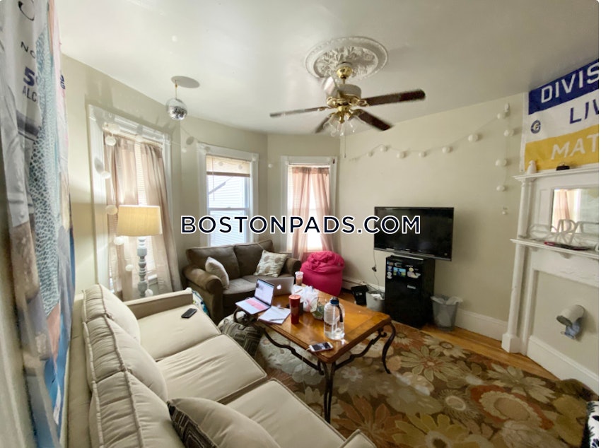 BOSTON - MISSION HILL - 3 Beds, 2 Baths - Image 8