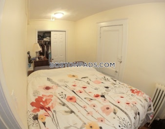 Commonwealth Ave. Boston