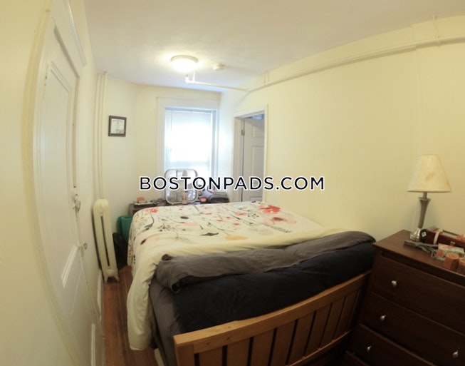 Boston - $2,200+ /mo