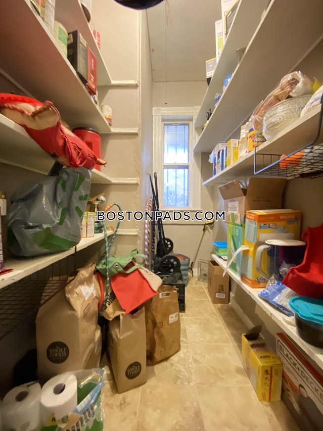 Roxbury Crossing - $3,750+ /mo