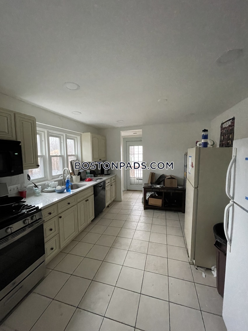 BOSTON - BRIGHTON - BOSTON COLLEGE - 8 Beds, 4 Baths - Image 43