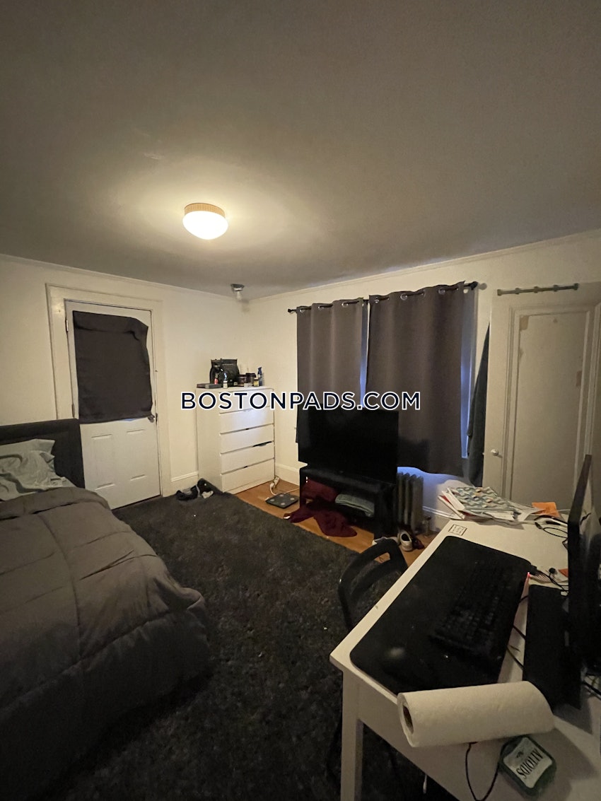 BOSTON - BRIGHTON - BOSTON COLLEGE - 8 Beds, 4 Baths - Image 25
