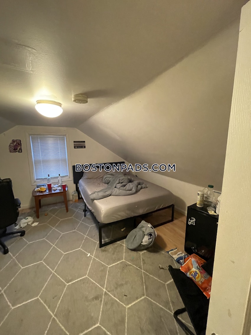 BOSTON - BRIGHTON - BOSTON COLLEGE - 8 Beds, 4 Baths - Image 14