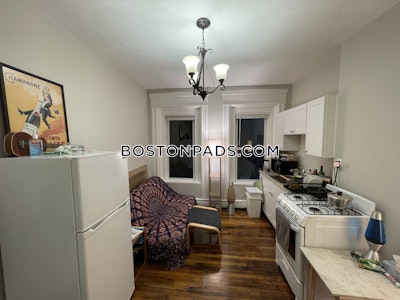 North End 1 Bed, 1 Bath Unit Boston - $2,700 No Fee