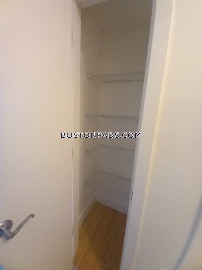 Boston - $4,200+ /mo
