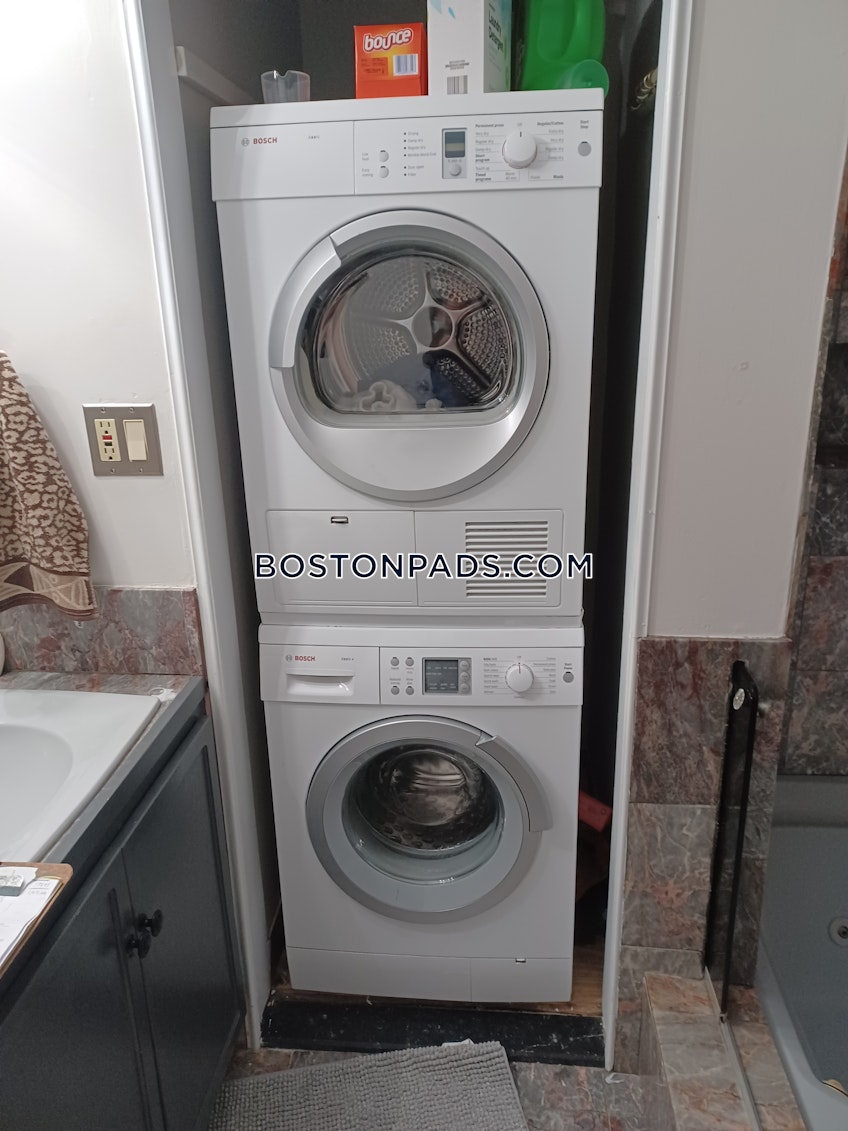 Boston - $7,200+ /month