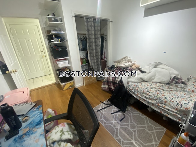 Boston - $4,400+ /mo