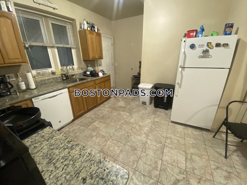 Boston - $5,800+ /month