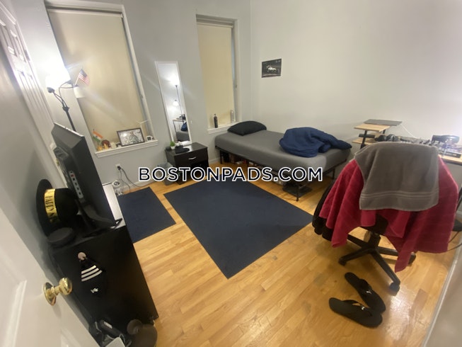 Boston - $4,500+ /mo