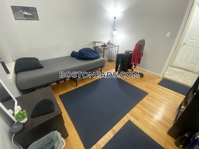 Boston - $4,500+ /mo