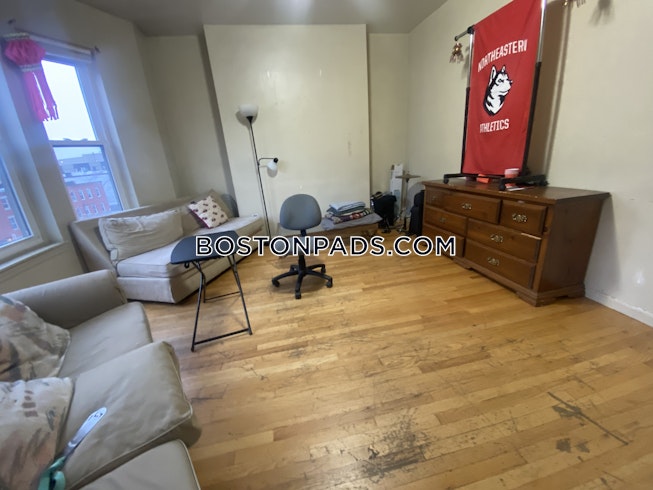 Boston - $4,500+ /mo