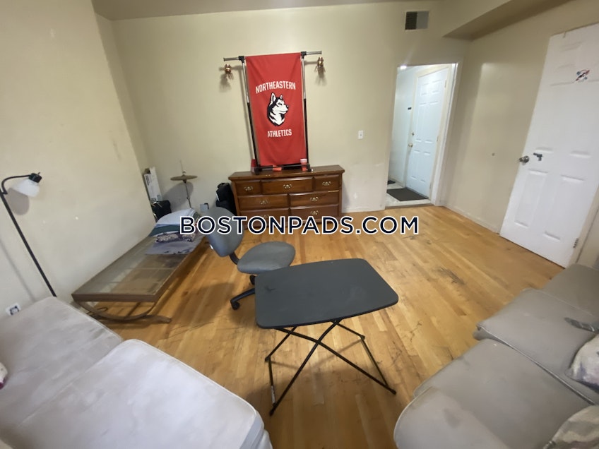 Boston - $5,800+ /month
