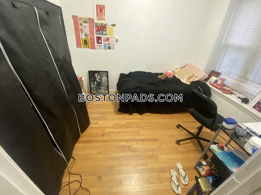 Boston - $5,800+ /month