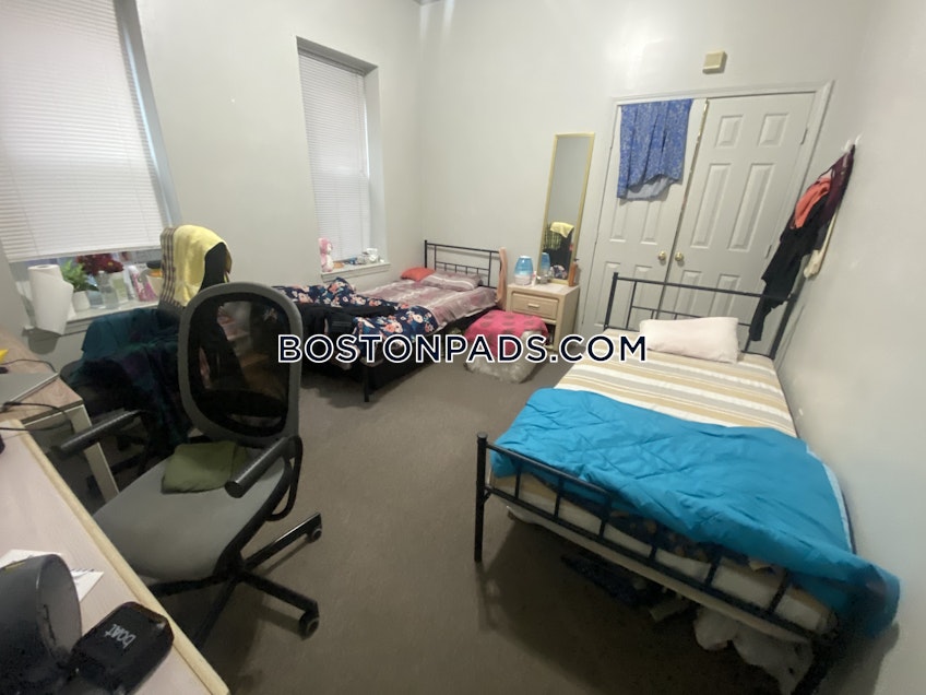 Boston - $4,400+ /month