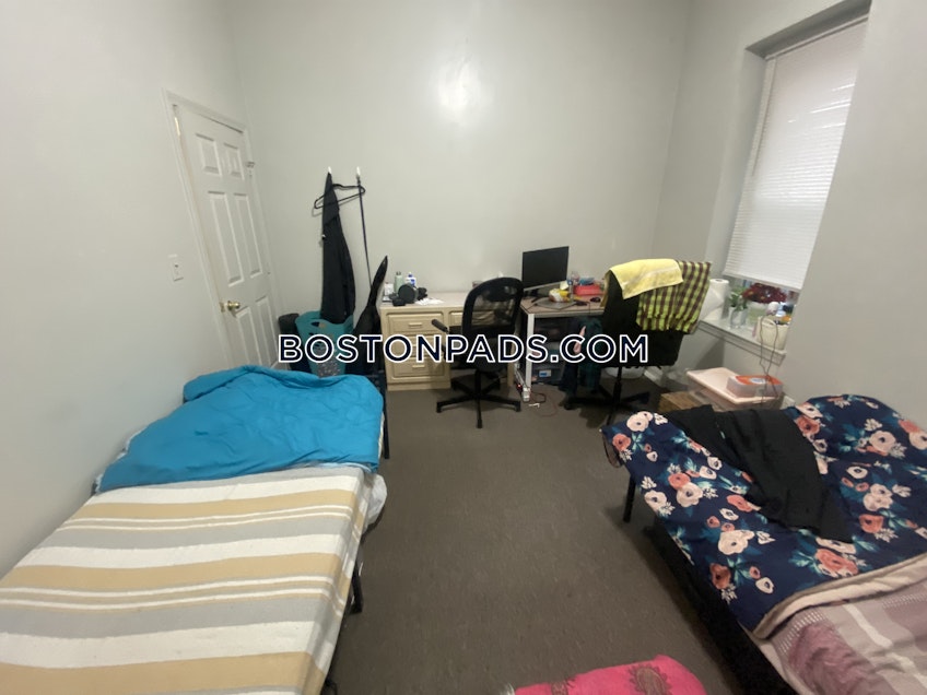 Boston - $4,400+ /month