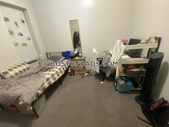 Boston - $4,400+ /mo