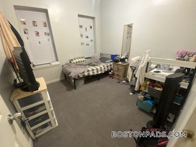 Mission Hill 3 Beds 1 Bath Boston - $4,100