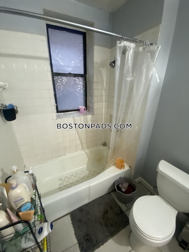 Boston - $4,400+ /mo