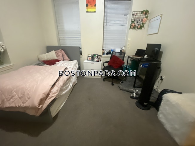 Boston - $4,400+ /mo