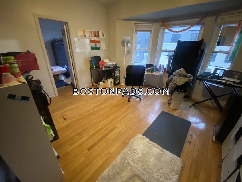 Boston - $4,500+ /month
