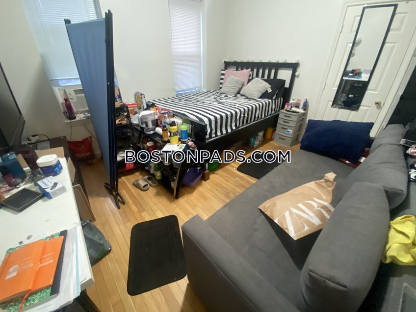 Boston - $4,500+ /month