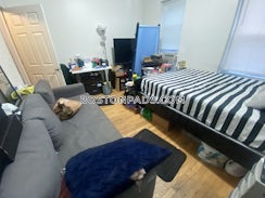 Kingston St./>, Boston