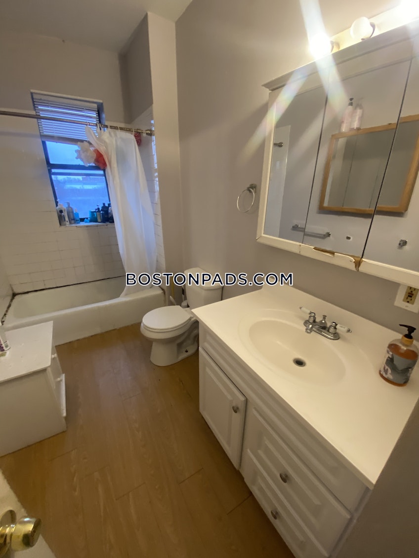 Boston - $4,500+ /month