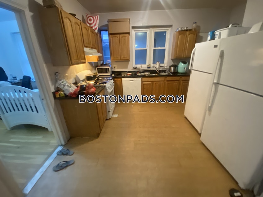 Boston - $4,500+ /month