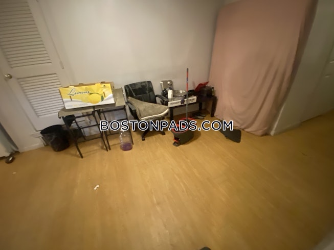 Boston - $4,500+ /mo