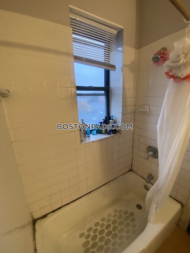 Boston - $4,500+ /mo