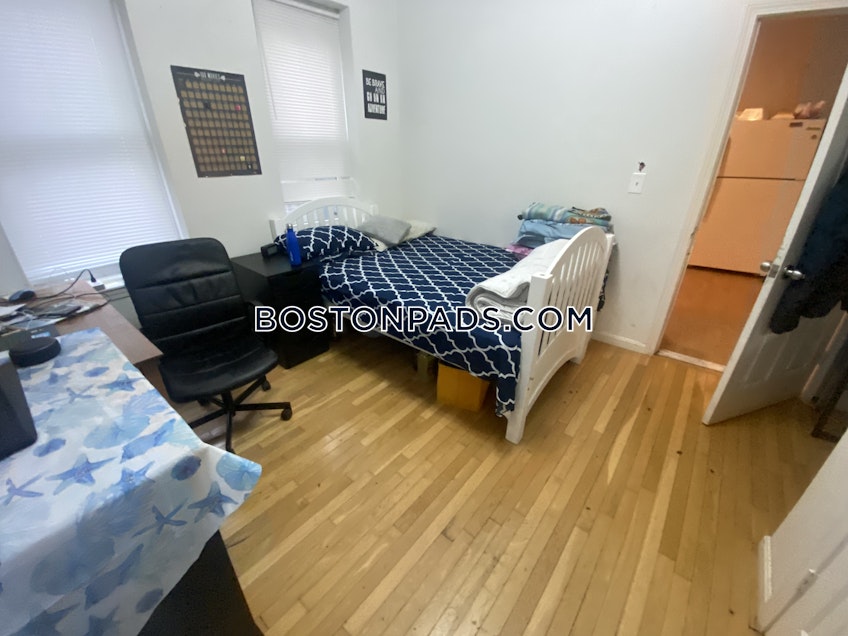 Boston - $4,500+ /month