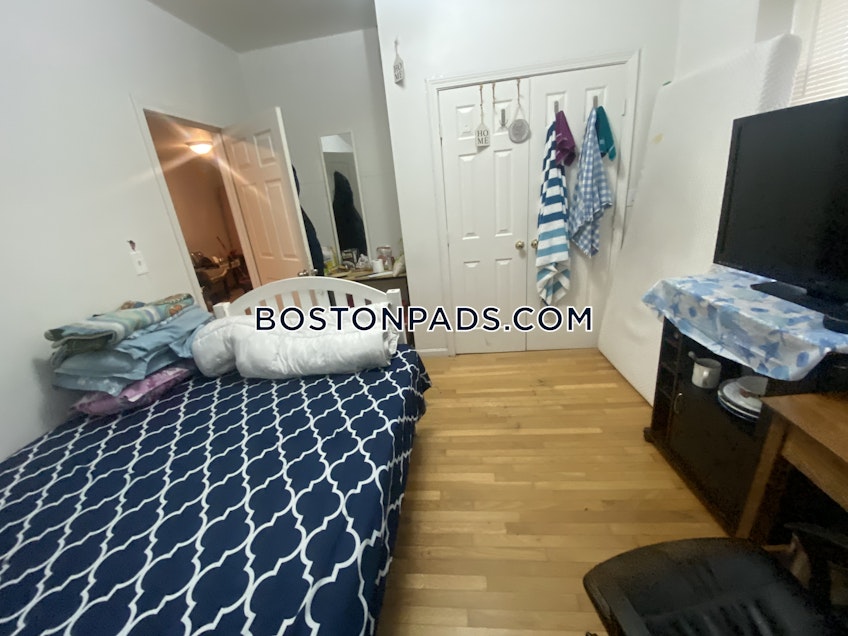Boston - $4,500+ /month