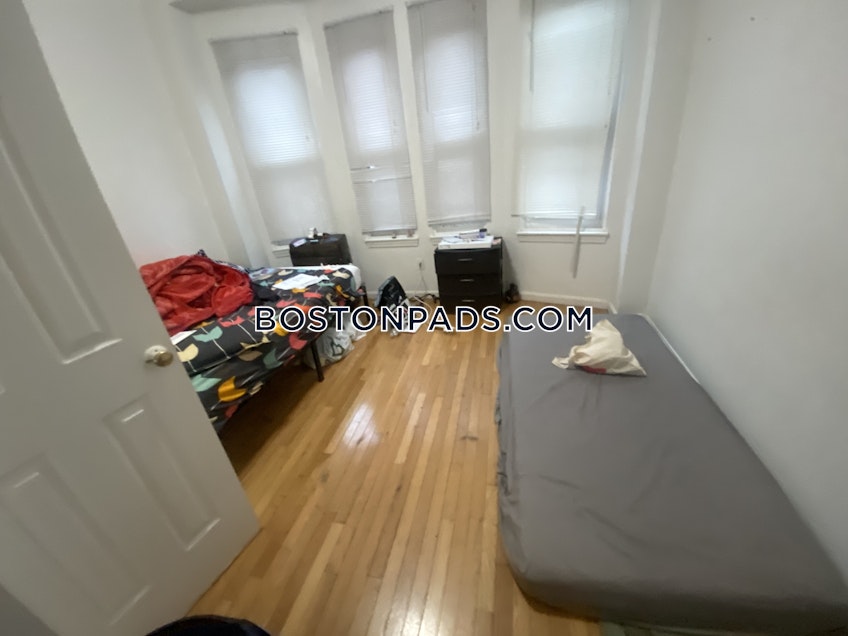 Boston - $4,500+ /month