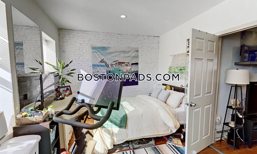 Boston - $3,200+ /month