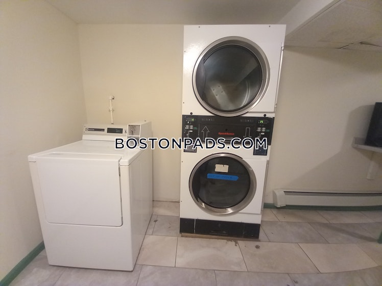 Wait St., Roxbury Crossing