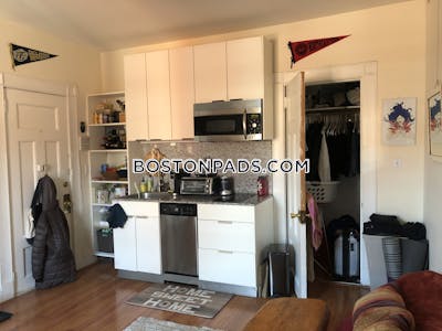 Northeastern/symphony Studio 1 Bath Boston - $2,545 No Fee