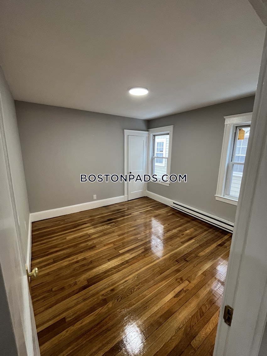 CAMBRIDGE - NORTH CAMBRIDGE - 3 Beds, 2.5 Baths - Image 9