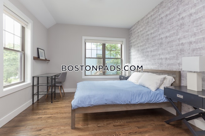 Boston - $6,600+ /mo