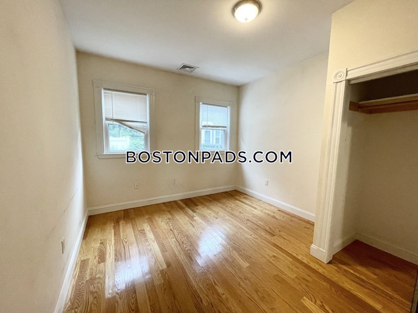 BOSTON - SOUTH BOSTON - WEST SIDE - 5 Beds, 2.5 Baths - Image 14