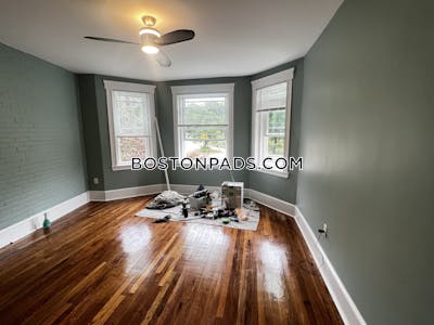 Fenway/kenmore Spacious 2 bed 1 bath available Sept on Park Dr. Fenway! Boston - $3,595