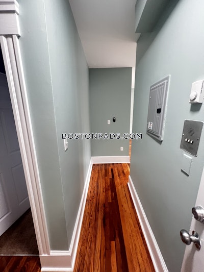 Fenway/kenmore 2 Bed 1 Bath Boston Boston - $3,785 No Fee