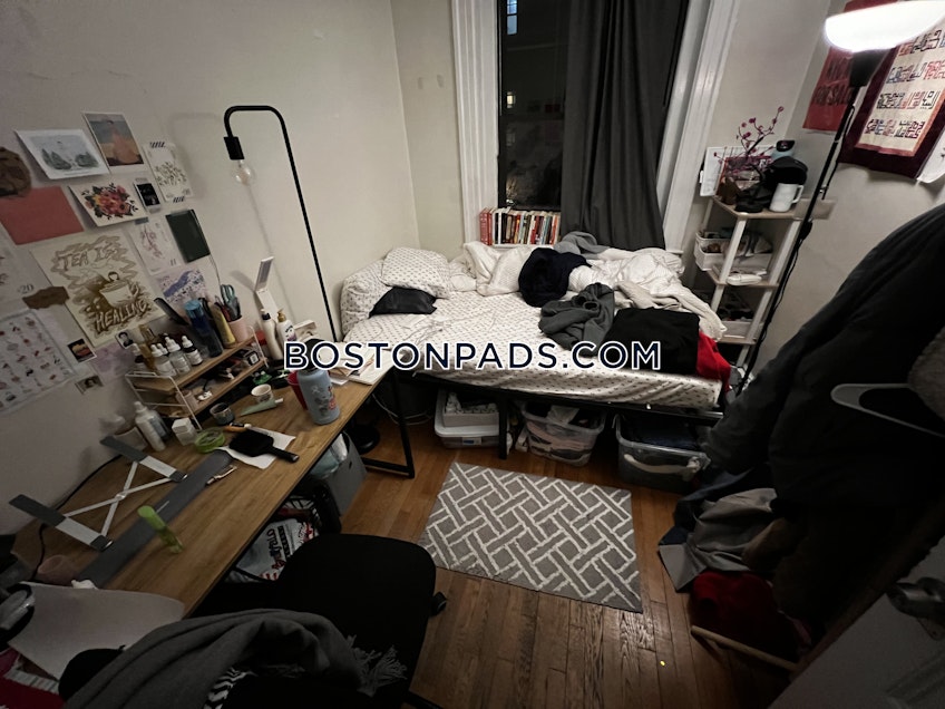 Brookline - $4,700+ /month